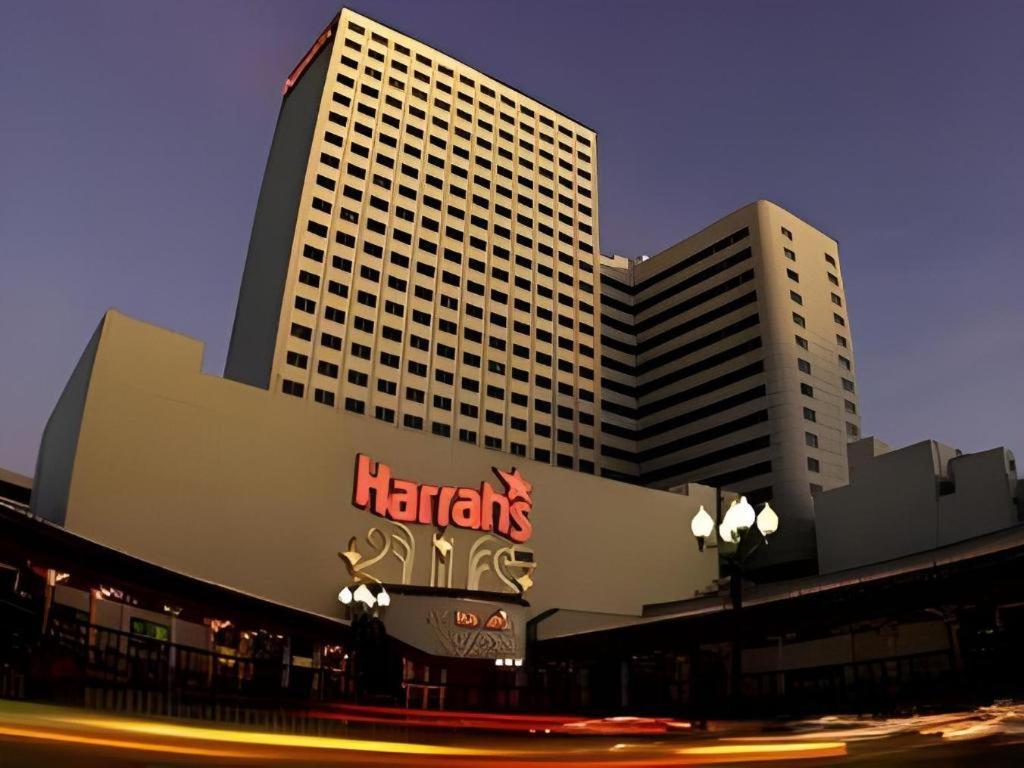 Harrahs Hotel Reno Buitenkant foto