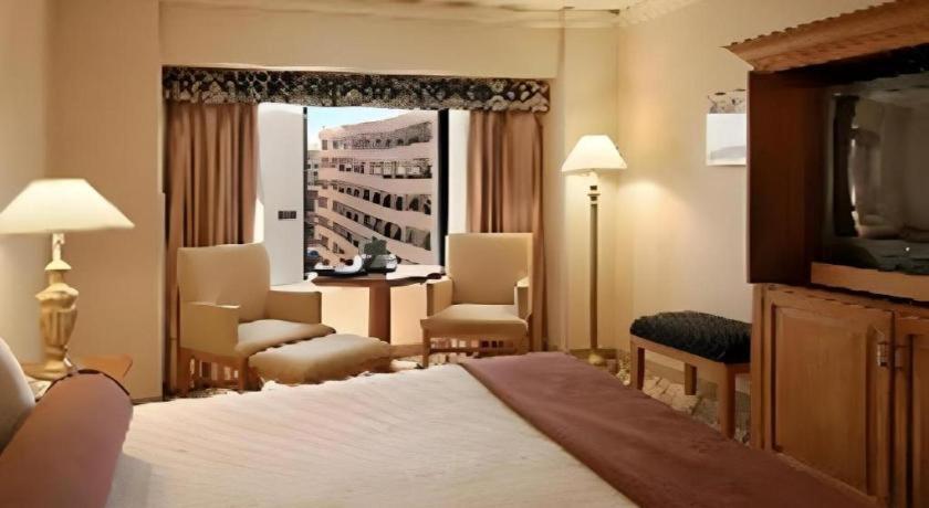 Harrahs Hotel Reno Buitenkant foto