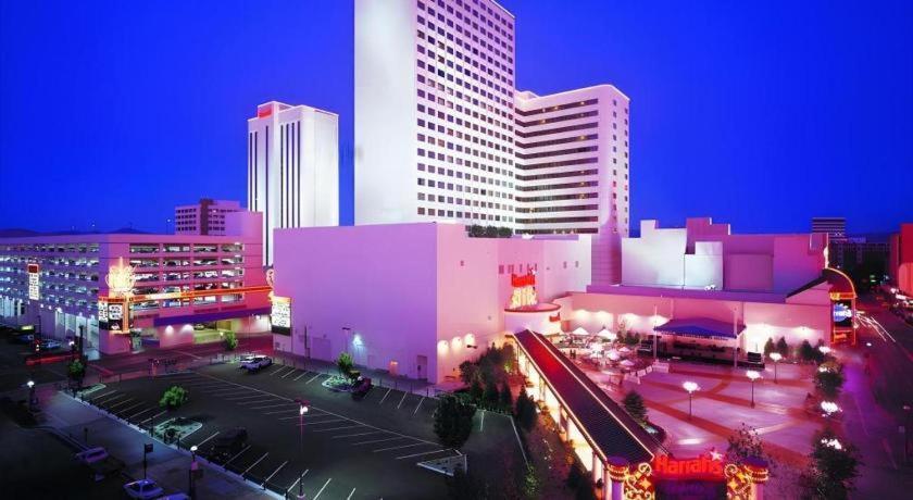Harrahs Hotel Reno Buitenkant foto